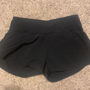 NWT Zyia shorts, size medium